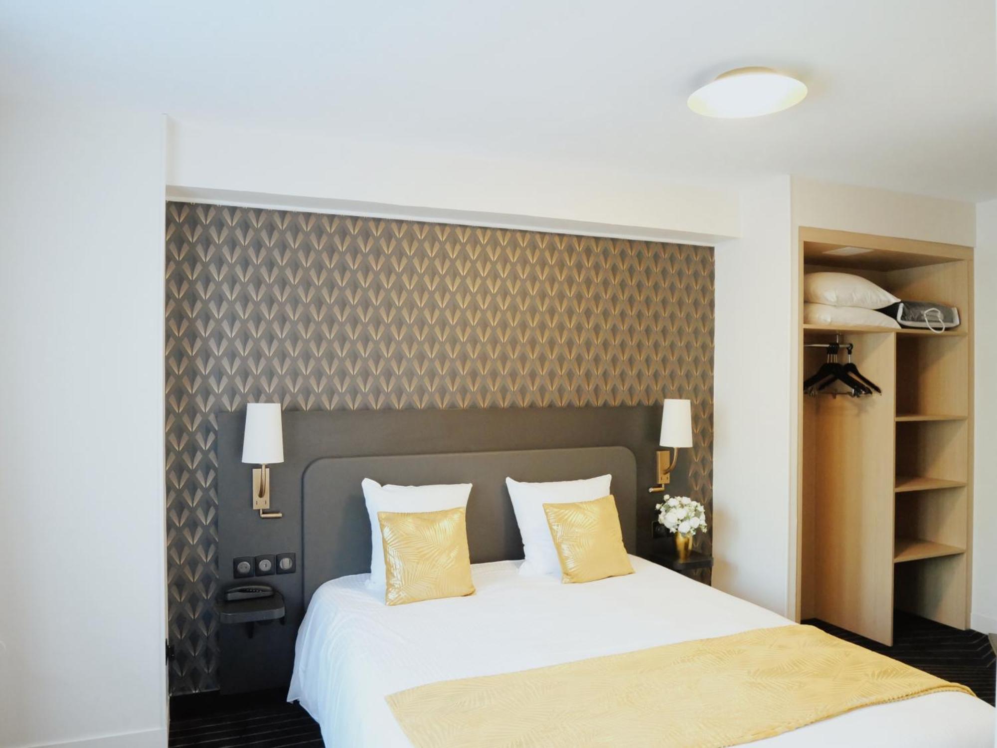 Logis Le Clos Deauville Saint Gatien Εξωτερικό φωτογραφία